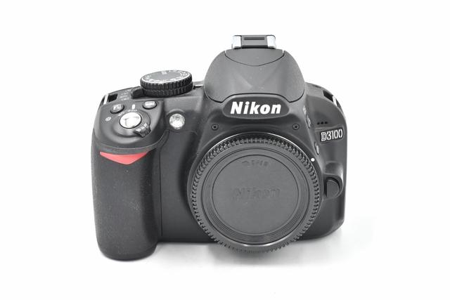 Зеркальный фотоаппарат Nikon D3100 Body (состояние 5) (б/у)